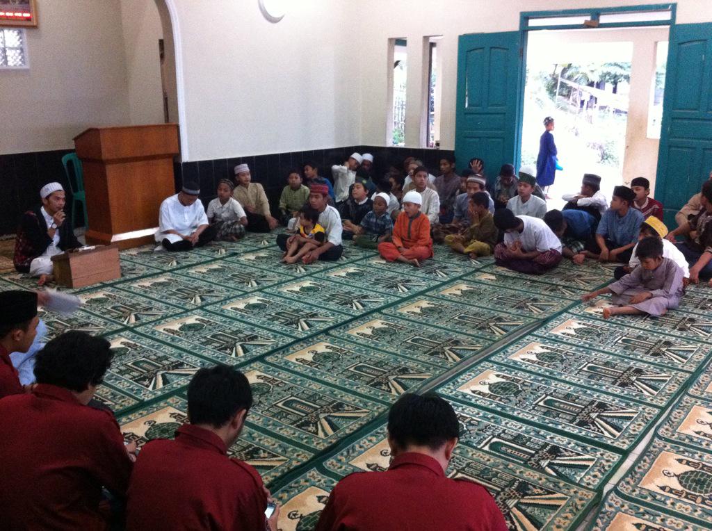 Indah nya berbagi di Bulan penuh berkah bersama keluarga besar Fakultas Hukum 🙏