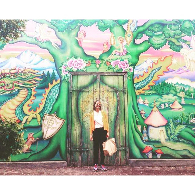 Little Christiania Fairy 🍃 http://t.co/l0TKga64fw http://t.co/eudahQullV<a href="/tag/vicedk"class="tags"><span>#vicedk</span></a><a href="/tag/conferencecallproblems"class="tags"><span>#conferencecallproblems</span></a>