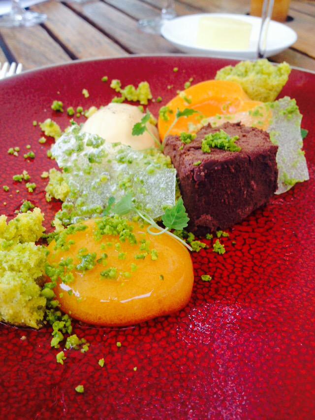 amy_trevan's tweet photo. There's more @lowerslaughter must eat venue. @chef_chappell Divine!#cannonballchefs #laststop #wow #whatavenue http://t.co/ZLVZDwzrzf