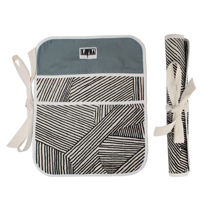 These super sweet new artists brush wraps by <a href="/info_rayha/">RAYHA</a> are now available in store &amp; online: gsashop.co.uk/collections/ha…