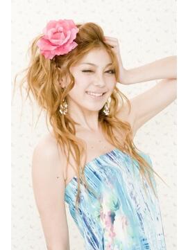 Jup_HairArrange's tweet photo. ♡夏のリゾート気分ヘアアレンジ♡

夏スタイルで涼しい感じに☆
海、プールなどにも合うアレンジです♡
アレンジポイント 夏っぽく前髪をポンパ風にあげて、
ハーフのサイドアップで涼しげな感じにすること♡ http://t.co/LaYBDuEofU