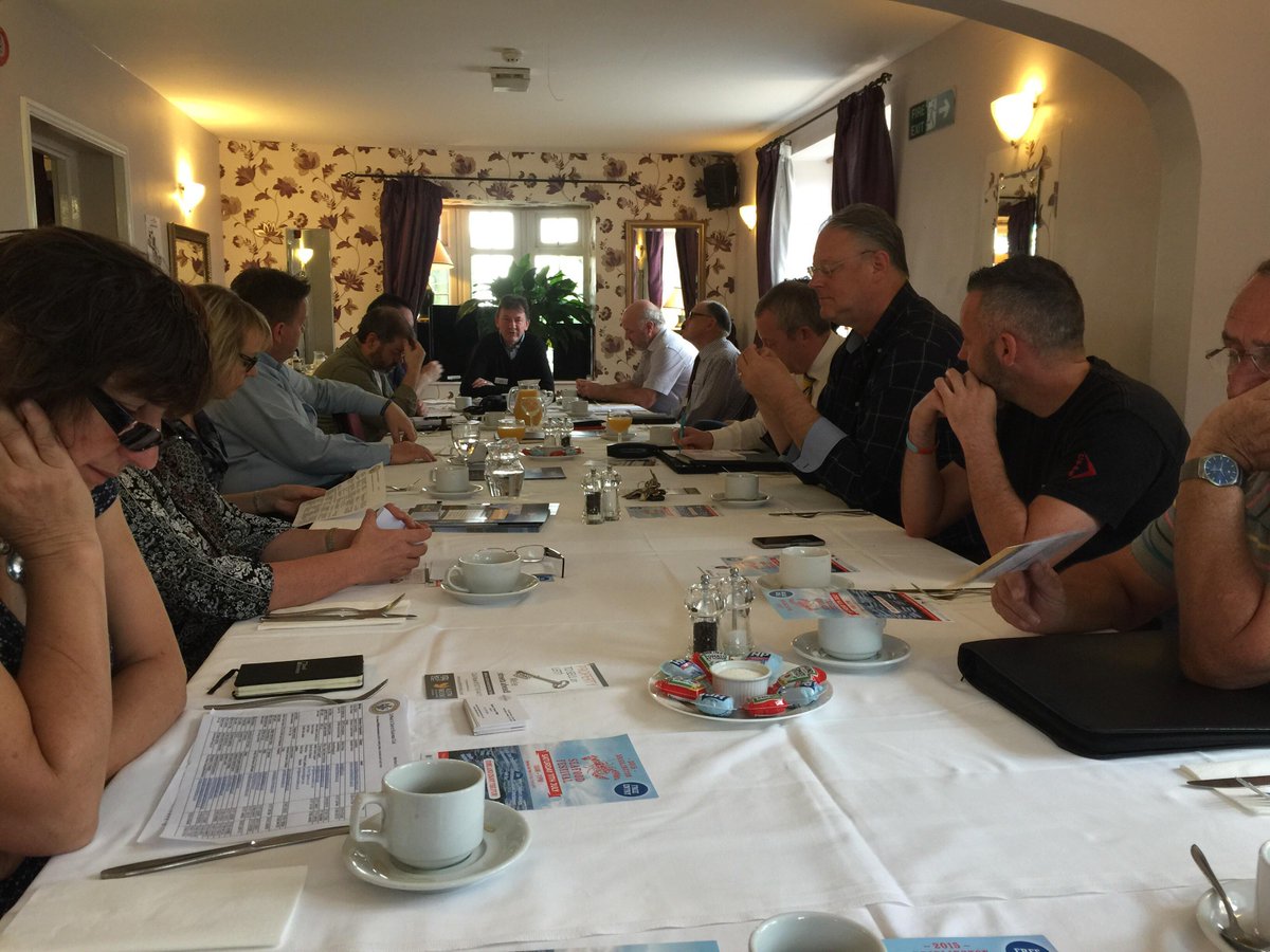 DriffBusiness's tweet photo. @DriffBusiness #driffield Busy meeting this morning, need more business? Come along to the next meeting. http://t.co/zMGscG55ZD