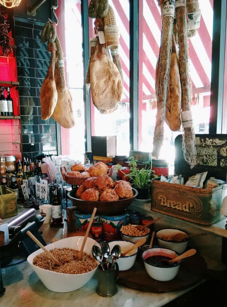 MeetandMeat's tweet photo. DIY Granola if you're on the run and a scone with any coffee for €5! #Dublin #fridayfeeling #meatygoodness #breakfast http://t.co/vbgIfNWA7O