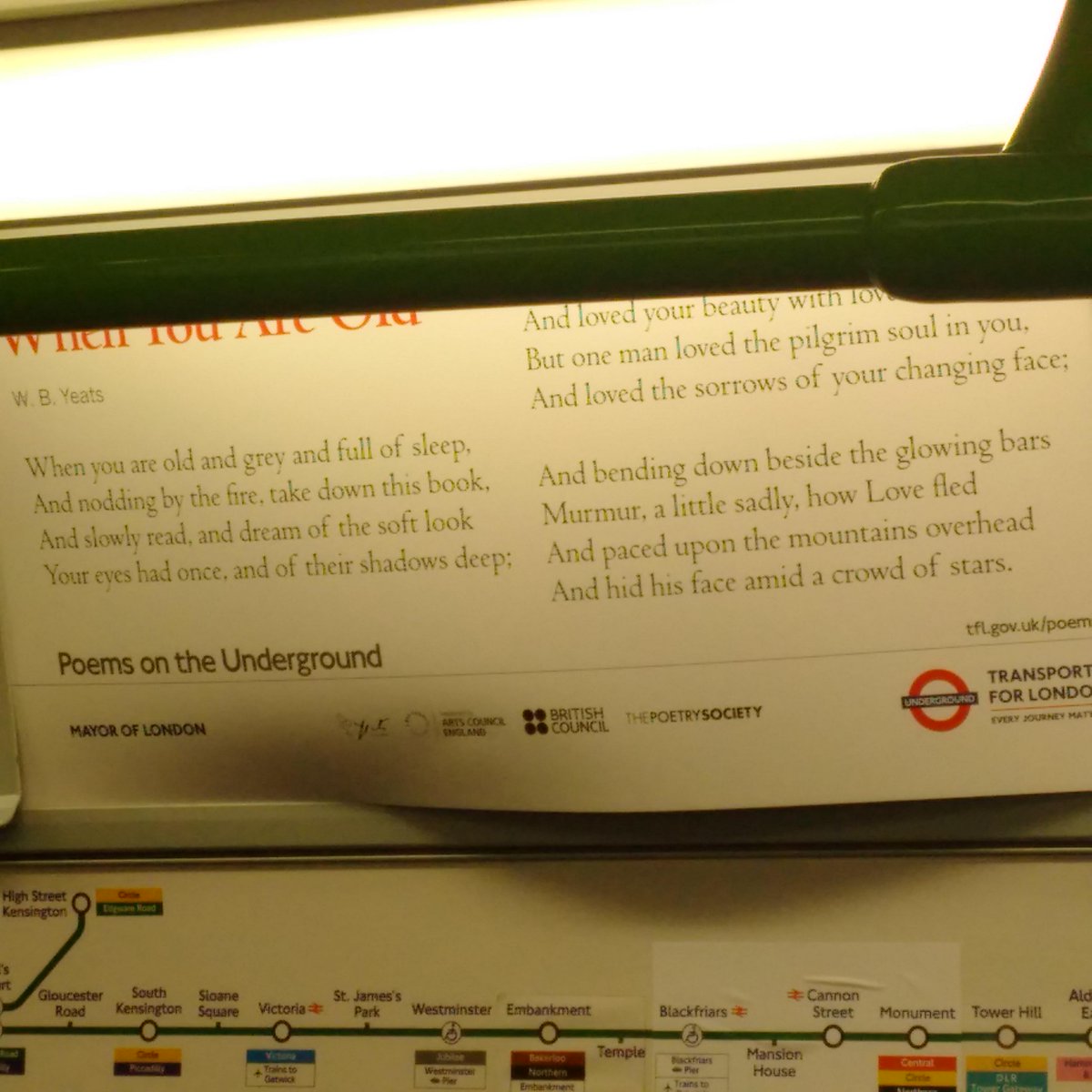 bvholdsworth's tweet photo. Wonderful thing to see on a crowded tube. It calmed me down. Congrats, @TfL http://t.co/30GNe89vHm