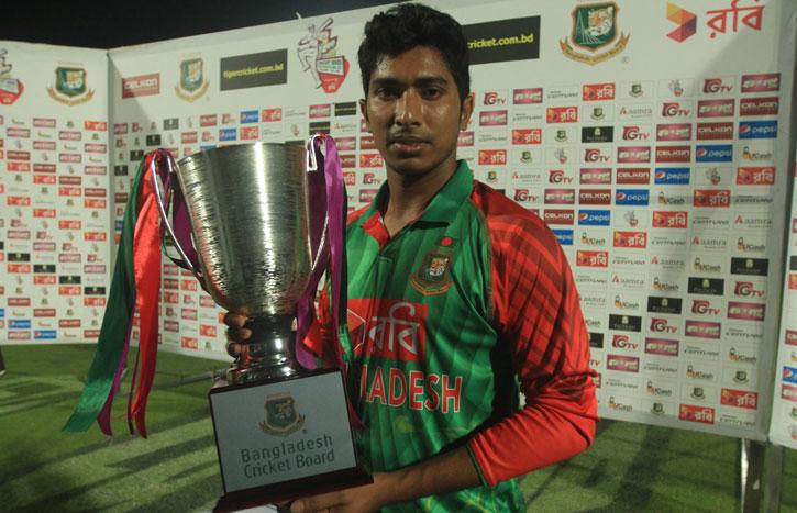 12_soumya's tweet photo. after wining the series against India by 2-1 http://t.co/xlsMks2yLb