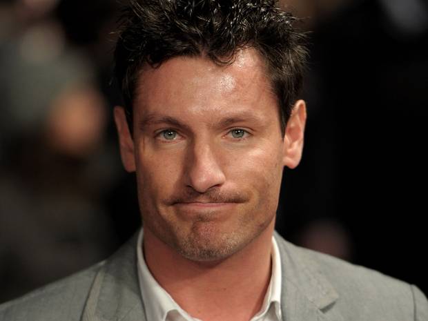 Independent's tweet photo. Dean Gaffney is returning to EastEnders http://t.co/2qAoUfsys0 http://t.co/CD2vubcB7T