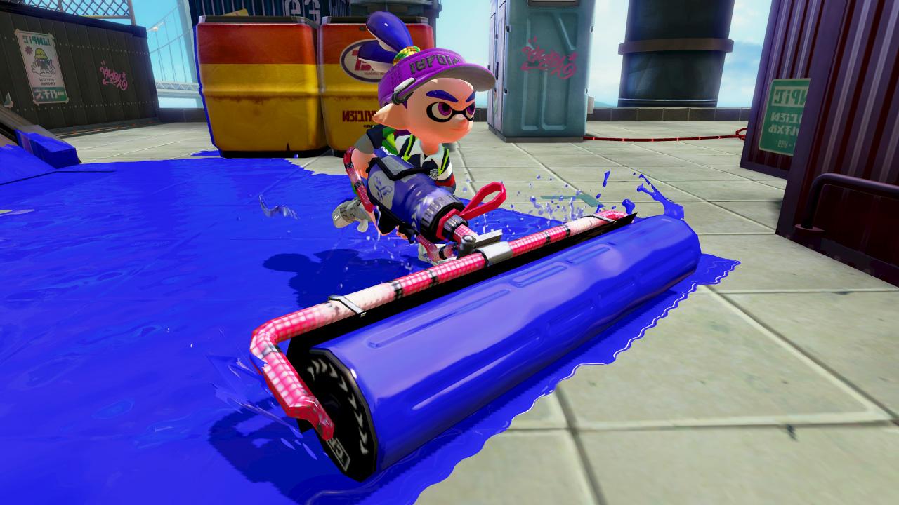 Splatoon スプラトゥーン 明日6月27日午前11時 新しいブキ カーボンローラー が追加される 軽量級の機動力に優れたローラーだ 一振りで飛ばせるインク量は少ないが クイックボム と組み合わせて攻撃しよう スペシャルは スーパーショット だ
