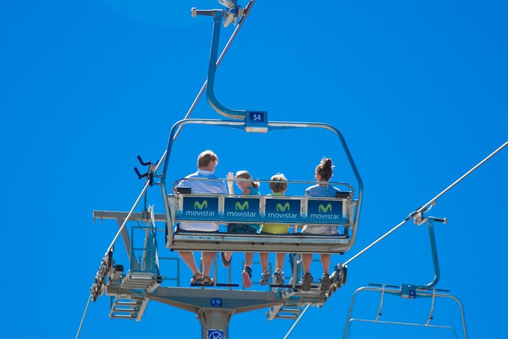 websierranevada's tweet photo. #SierraNevada abre el #veranoSN mañana 27-JUN. Remontes, bike Park, actividades... #soyverano. http://t.co/XEYshfzjby http://t.co/v8ZpIieQ9r