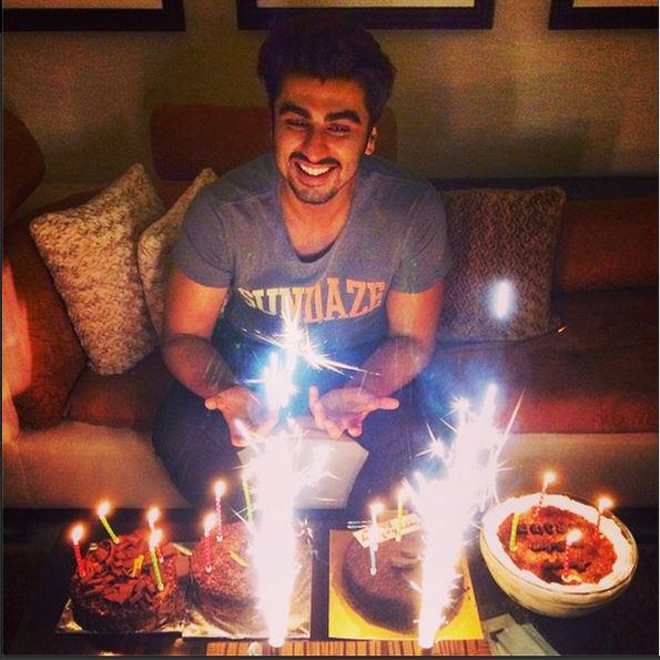 Wish you a many many happy returns of day happy birthday arjun kapoor.... <3<3 <3 