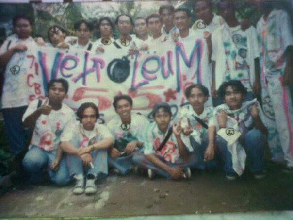 "<a href="/alumni55/">alumni</a>: #alumni 55 lulusan 1997, foto jadoel ada yg kenal ? ... (Sumber Foto : Edi Rahmadi alumni 55) " kls brp ya