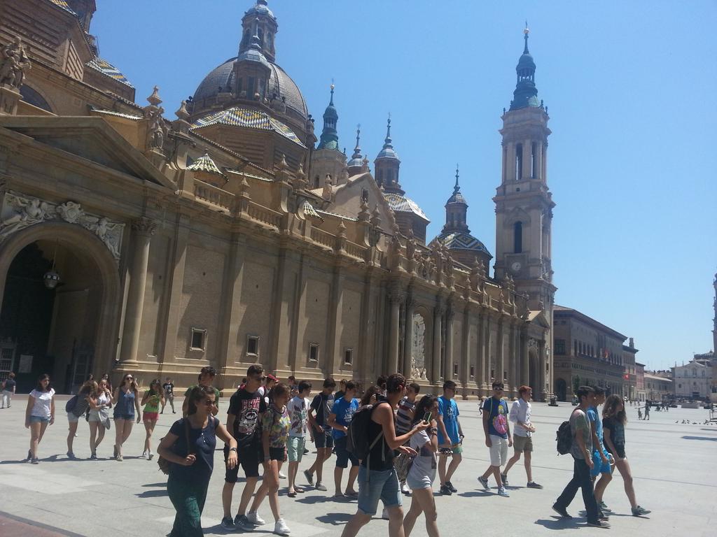 iesazarquiel's tweet photo. En Zaragoza, este Mediodía.
#LosDeCuarto http://t.co/dqnpQemDYb