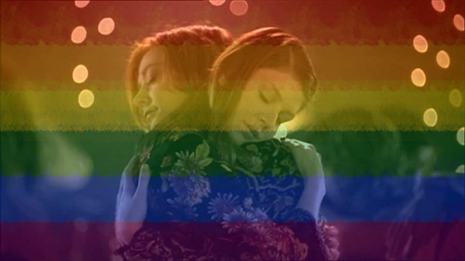 Slayerettes's tweet photo. yes. @amber_benson @alydenisof @SarahMGellar @elizadushku @emmacaulfield http://t.co/wpieGsS107