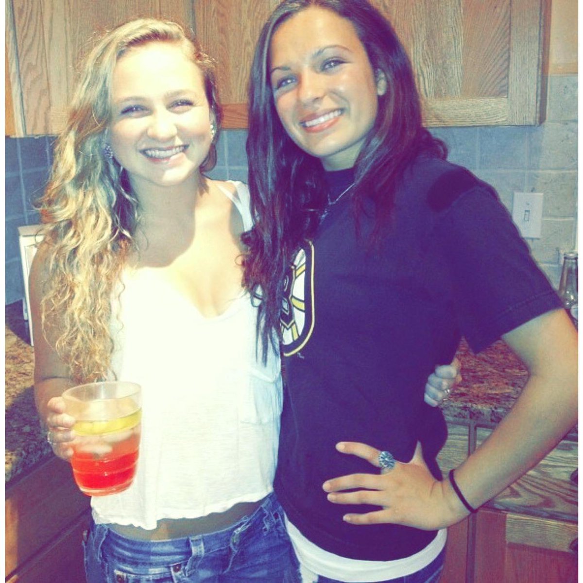 Shelby_Stew's tweet photo. Hbd to the babe of all babes, @acusk !! "Breaks" on me tn, ly 💗 http://t.co/7CULvuaH5Z