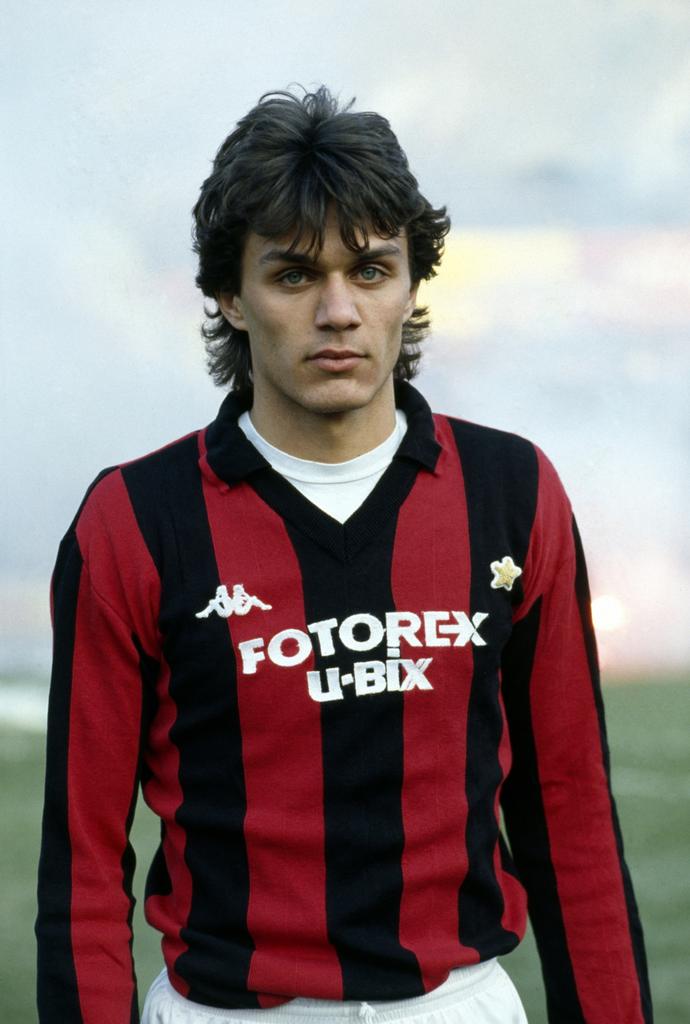 Happy 47th birthday to a proper football legend, Paolo Maldini. 