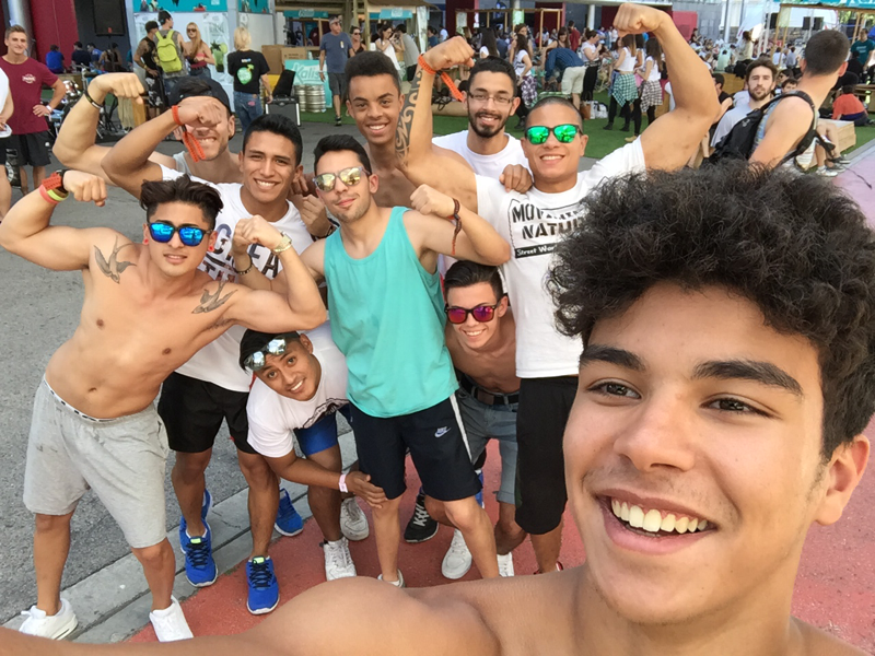 MulafestIsla's tweet photo. @olympus_workout #KaliseRefrescaMulafest #MULAFEST2015 http://t.co/rRLxyVTiPj