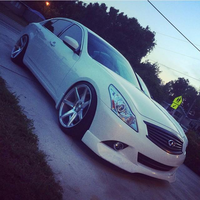 InfinitiAgora's tweet photo. 🚘 @nro27 👉#gqstance for a feature 🚨crew to follow 🚨
@infinitifamily 
@floridagqclub 
@simply_moet 
@infinitichicks … http://t.co/IOJjk5ixQt