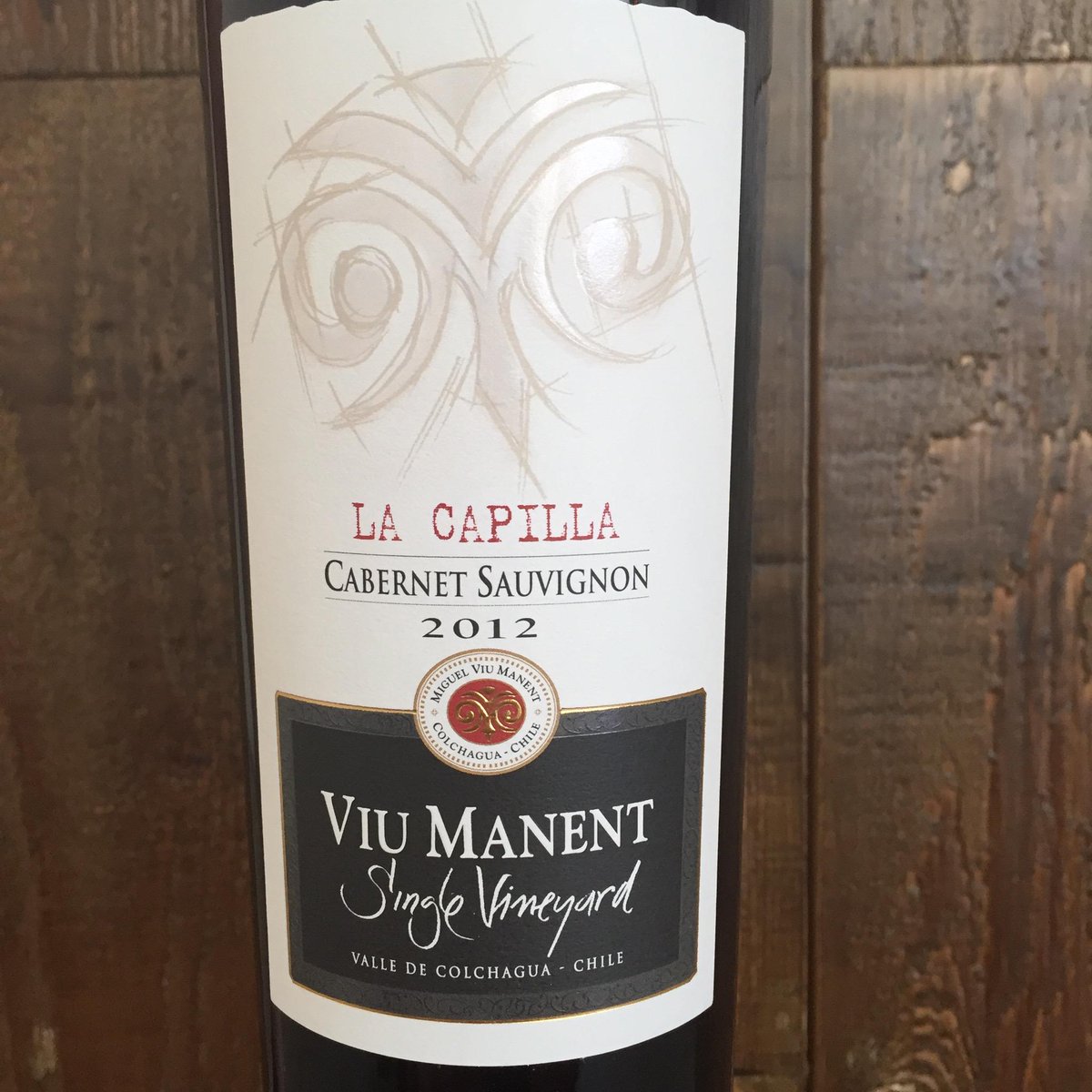 DrinkChile's tweet photo. #FF Thanks for being @ #WineBarWar #Miami Viu Manent La Capilla Cabernet Sauv 2012 @viumanentwinery @ElHuasoBar http://t.co/9bQxkADPF2