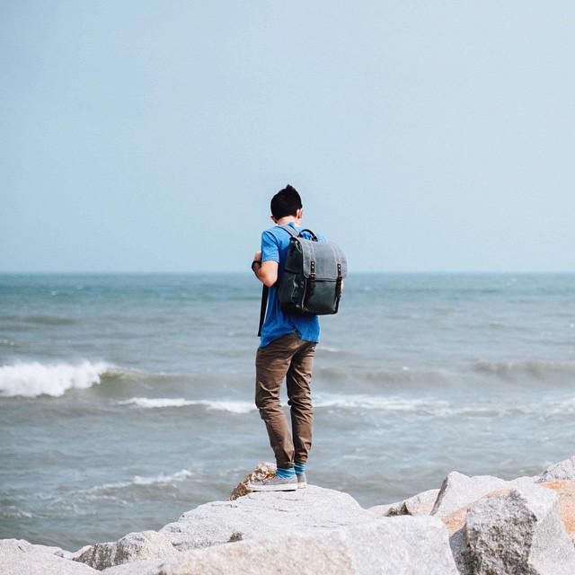 onabags's tweet photo. We love this shot of @blakecissel and his Camps "Bae" backpack, as he likes to call it! // @Stephhherz http://t.co/P0QlMr3yjQ