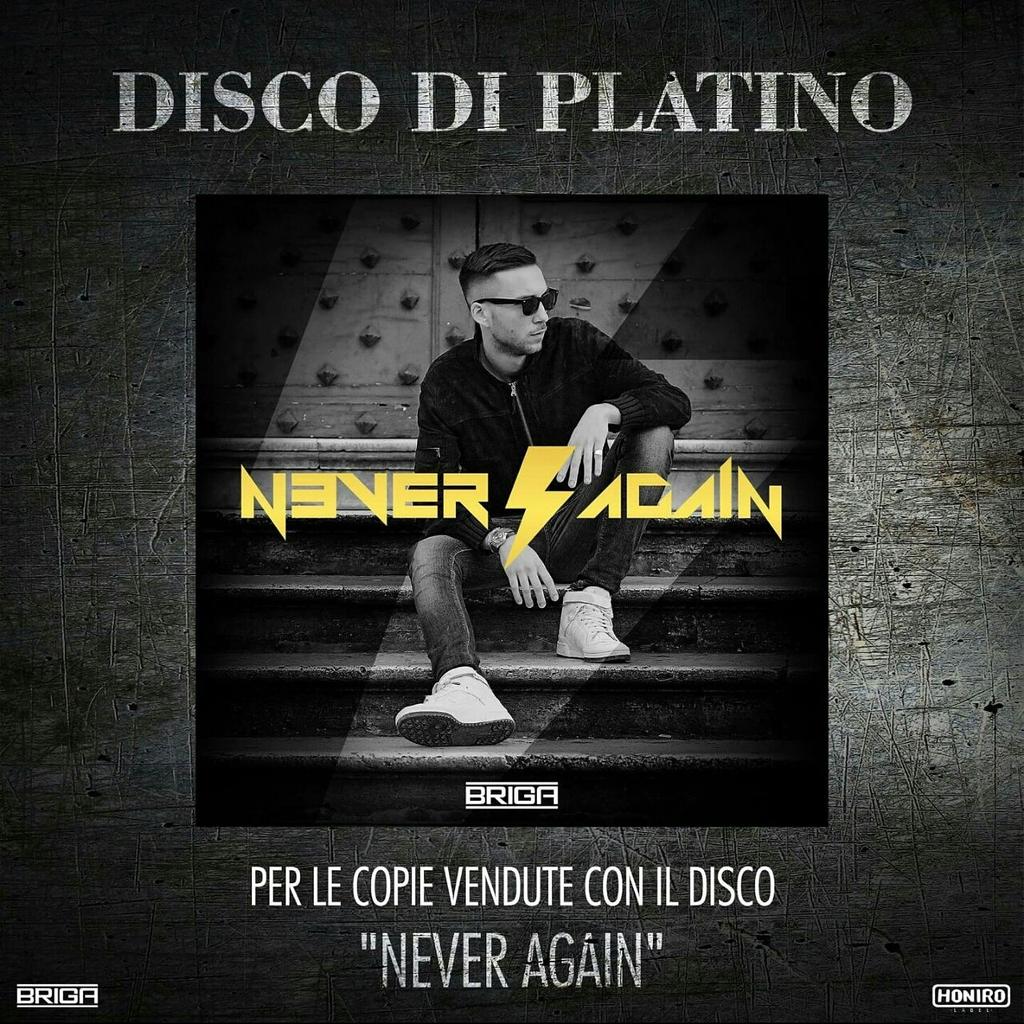 Piú di 50.000 copie vendute.
Le malelingue biforcute fanno retromarcia nelle loro bocche: 
NEVER⚡AGAIN É PLATINVM🌠