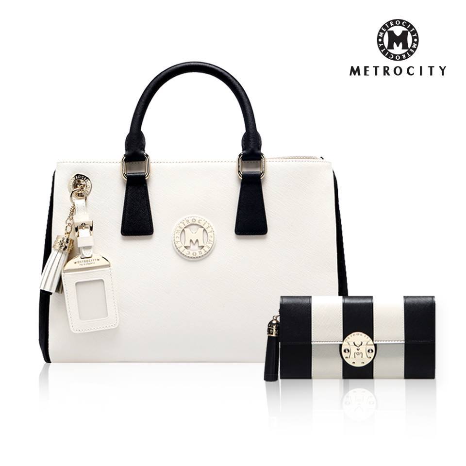 Metrocity World on X: Complete any summer look with Metrocity's chic black  and white accessories #metrocity #metrocityworld #bags #ootd   / X