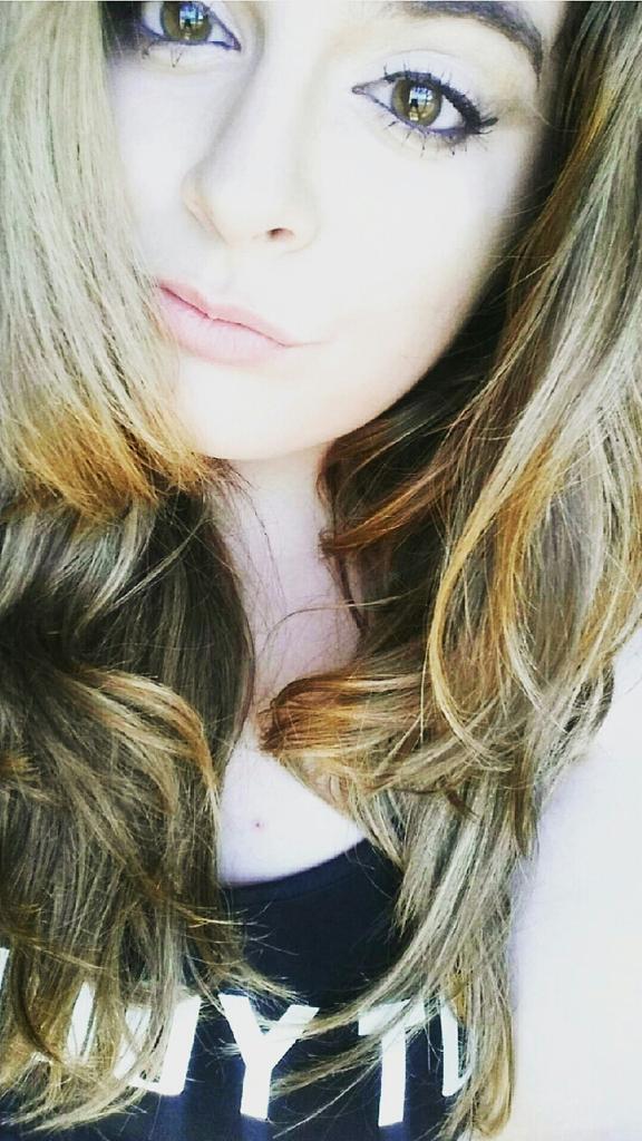 itsdanadailer's tweet image. Otp? Rt #Daylor💕