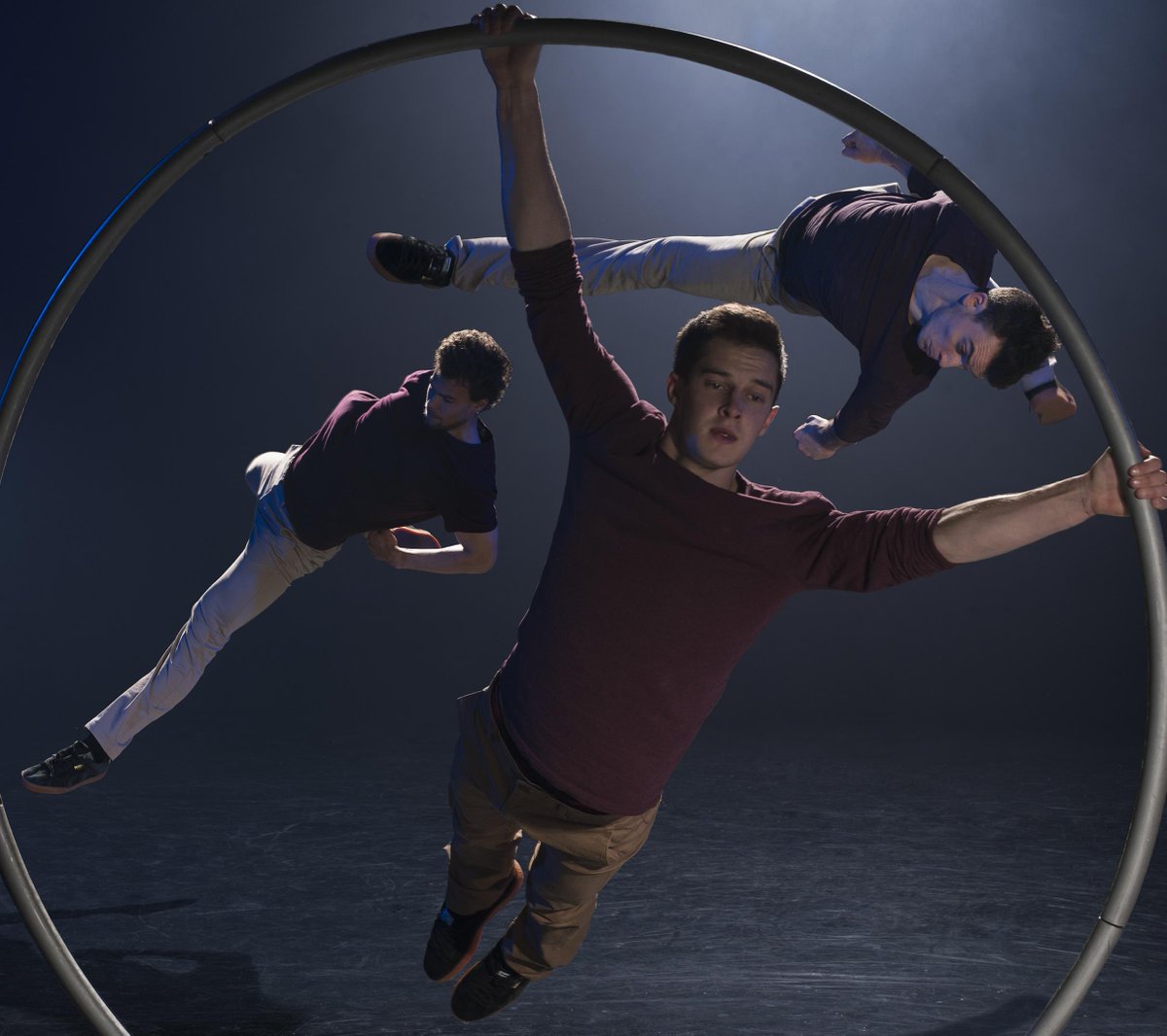 Review: Barely Methodical Troupe's macho circus show 'Bromance' at Udderbelly <a href="/southbankcentre/">Southbank Centre</a> bitly.com/1BRqDO6