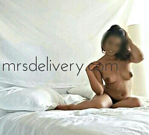 _Escort_Agency's tweet photo. Our Nuru massage lady in training. http://t.co/IGVdL04hSt
