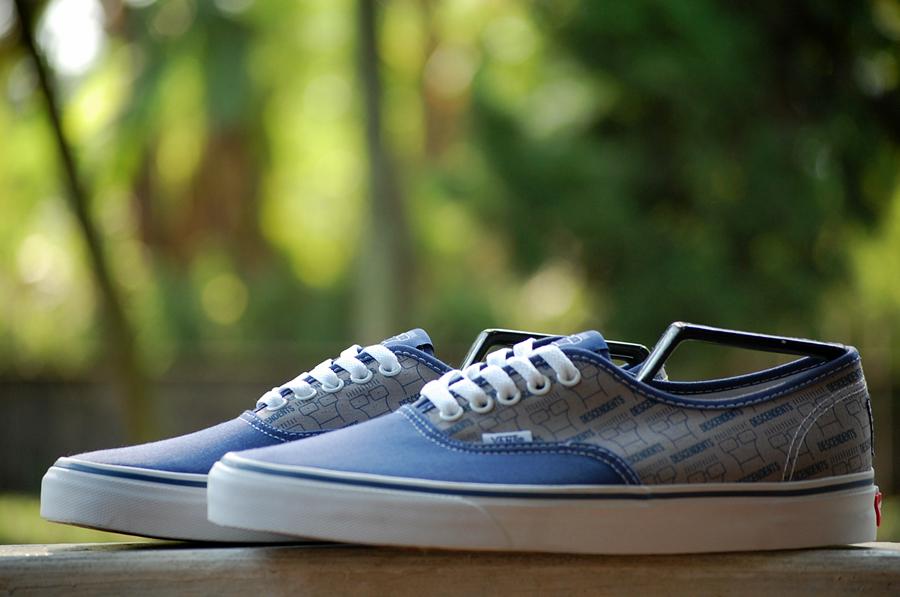 VANS AUTHENTIC DESCENDENT | Us 10 | 1850k <a href="/grandstuffSBY/">Sneakers Tjakep ✌</a> <a href="/milestone_store/">IG : Milestonestore</a> <a href="/PancasilaShoes/">PANCASILA SNEAKERS</a> <a href="/VYSneakers/">Vans Nike Ventela Original</a> <a href="/BADE_Official/">B.A.D.E</a>