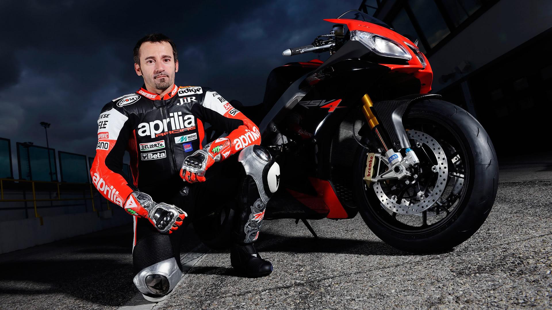Happy 44th birthday to the one and only Max Biaggi! Congratulations 