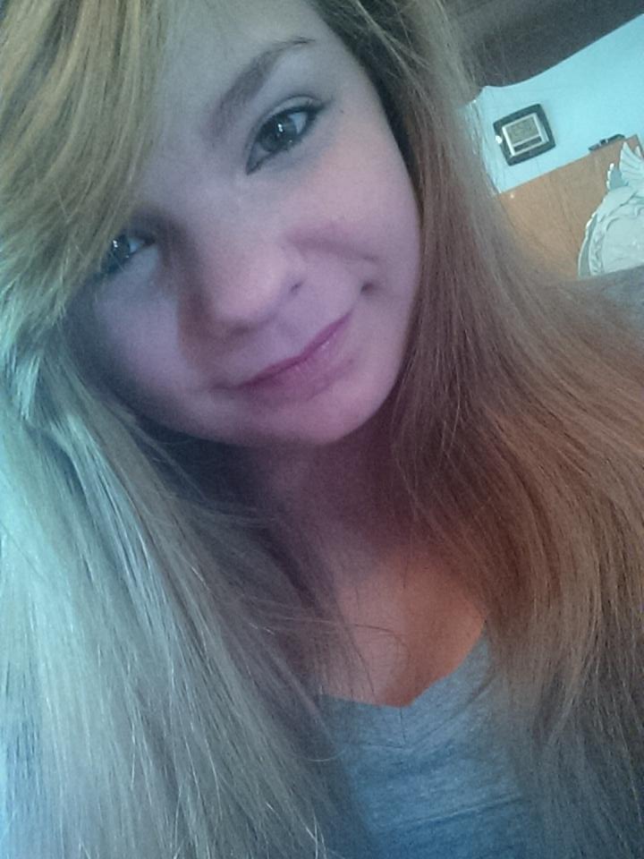 AleciaNeighbors's tweet photo. I am so excited for today!!! #PopCon http://t.co/IFDxjTqdRt