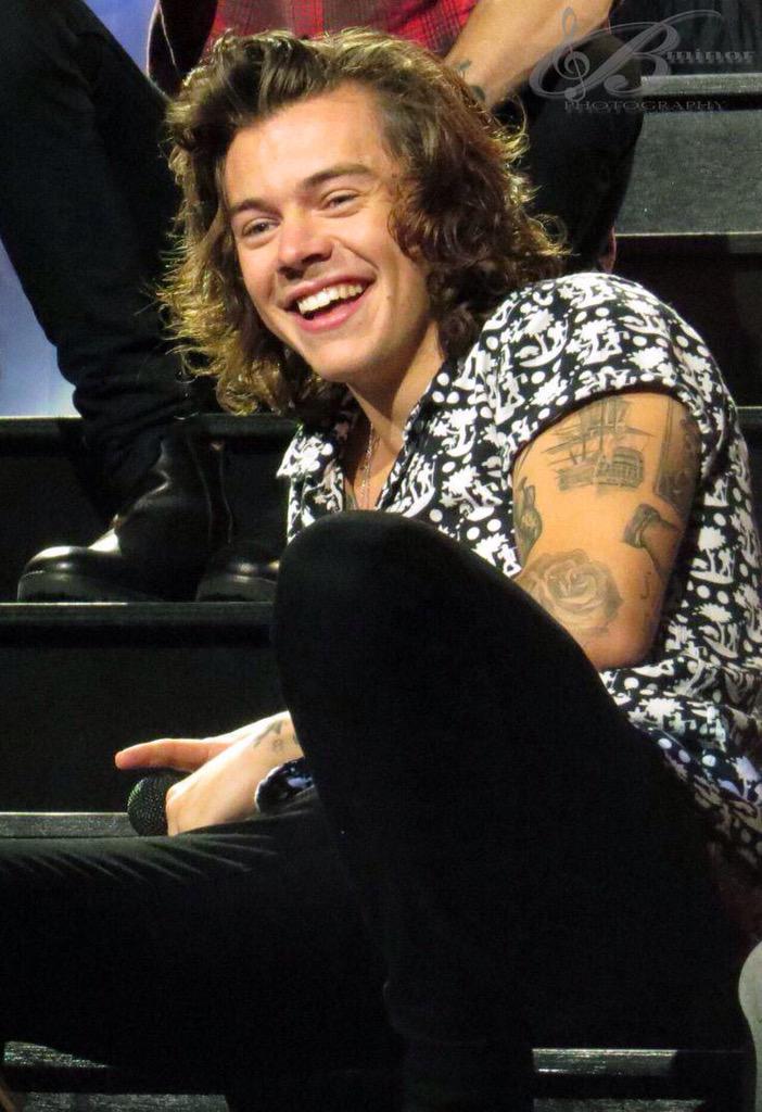 NarryMyDream's tweet image. HE IS THE CUTEST

MOST ADORABLE

MOST LOVABLE

AND MOST GROUNDED PERSON EVER

SO YOU ARE WRONG #weknowtherealharry