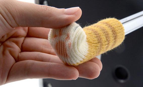 Raumideen's tweet image. Nie wieder #Kratzer im #Fußboden
Katzenpfoten-Socken aus Japan für deine Tische und Stühle.

raumideen.org/samtpfoten-fue…