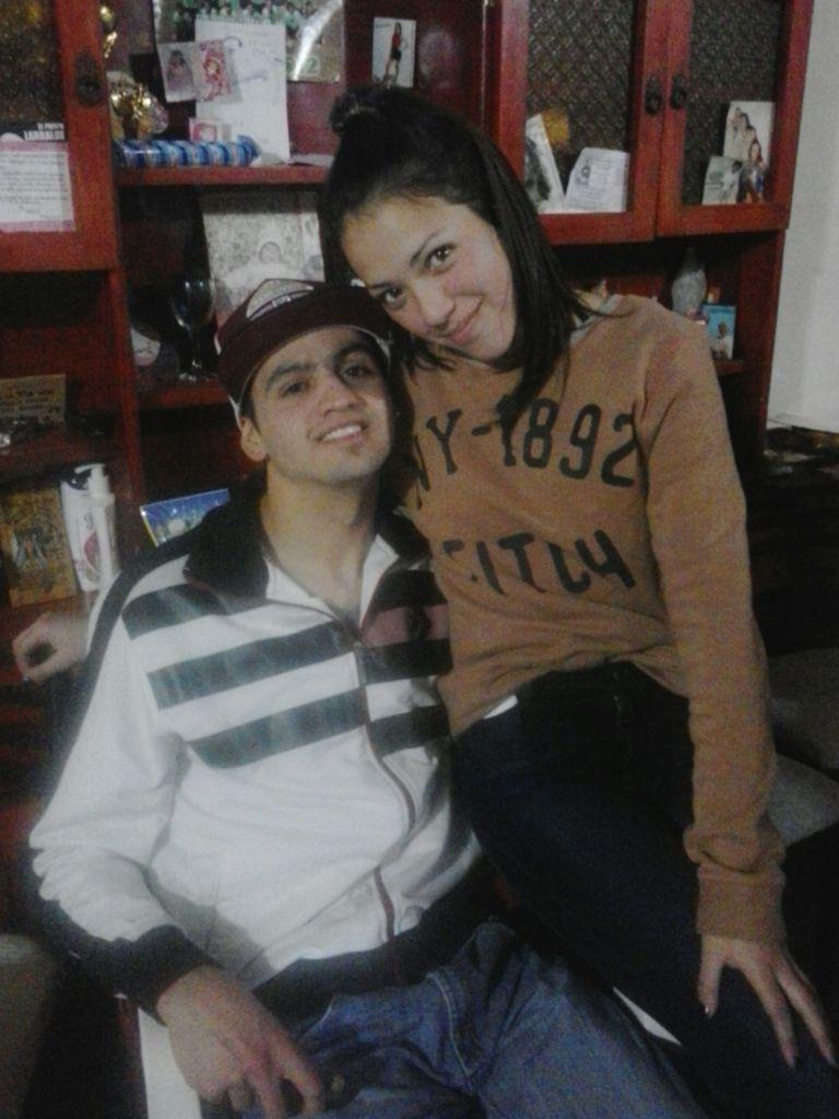 BMaidanaa's tweet photo. Enamoradisima de este Bombon ♡ #Damian #Miamor http://t.co/wauyOpHW7y