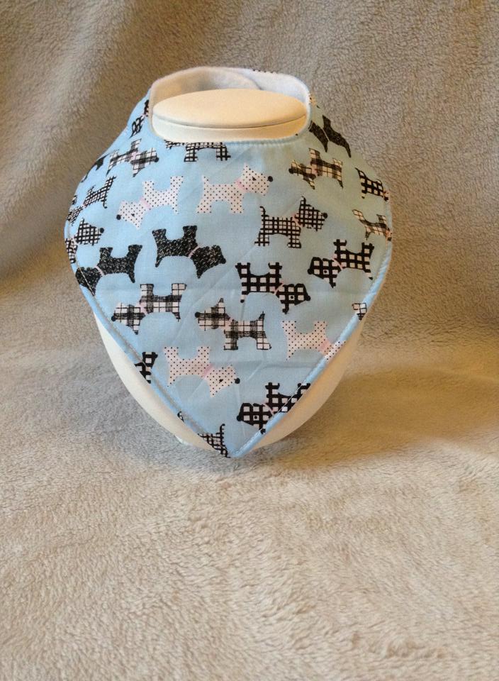 CraftyatHeart12's tweet photo. Dribble bibs are just £2.75 each at https://t.co/pmd8D4cAI3 lots of styles available #gotshophr #craftycafe #fpsbs http://t.co/Asbf9wNu2d