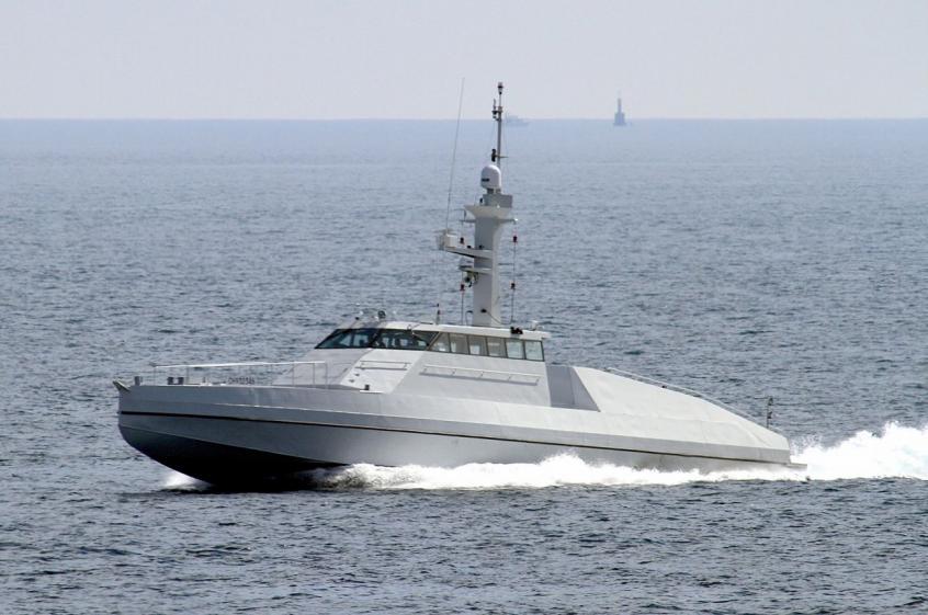 FauteuilColbert's tweet photo. #OceanEagle43 et #HSI32 (@CMN_officiel -> Mozambique) au séminaire sur SECMAR/AEM (#Brest) http://t.co/skEJWwOLaC http://t.co/BXN2yxFnfJ