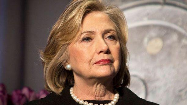 FoxNews's tweet photo. State Department says it can't locate 15 Hillary Clinton emails. http://t.co/Q3PFXpBMF6 http://t.co/yfLFzQ2CIv