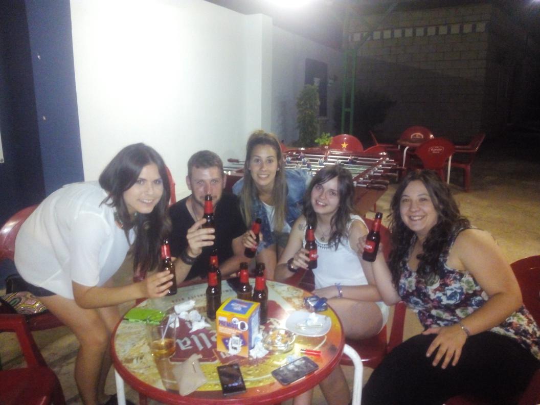 Summer 🙌🍺 <a href="/OscarBaldrich/">Oscar Baldrich</a>  <a href="/SandraTTN_93/">Sandra</a> <a href="/nereacs_93/">Nerea</a>  #elena