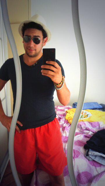 dvdjordan89's tweet photo. Let's go to the beach http://t.co/ymZbad8V6y