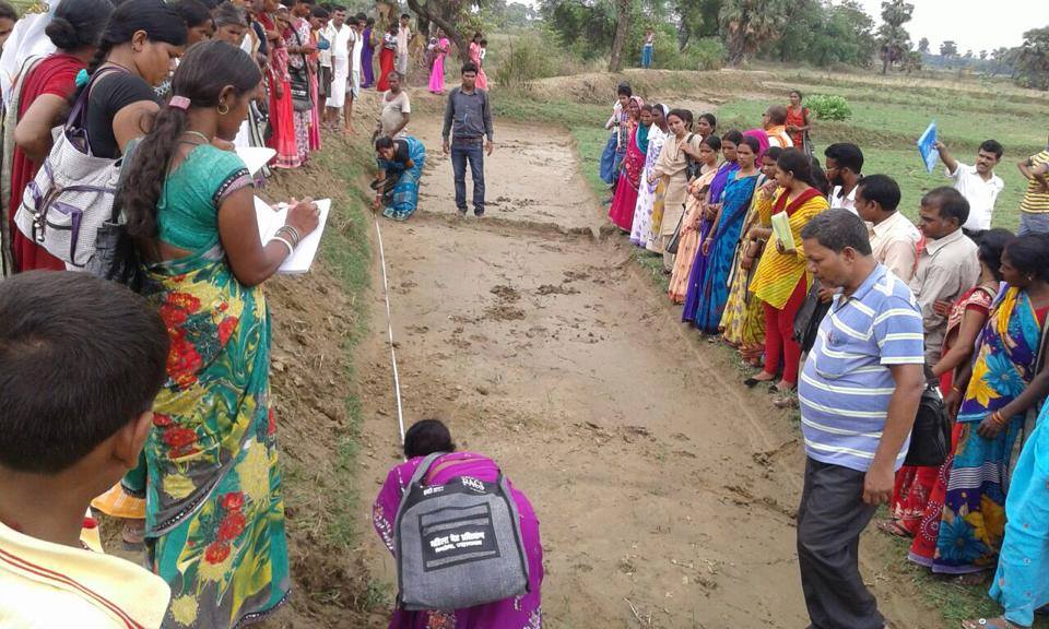 PACSProg_India's tweet photo. Over the next 3 months we'll run 32 #MGNREGA mate trainings with 1000 #dalit women in #Bihar. This week=1st batch. http://t.co/RT2WUlCSWt