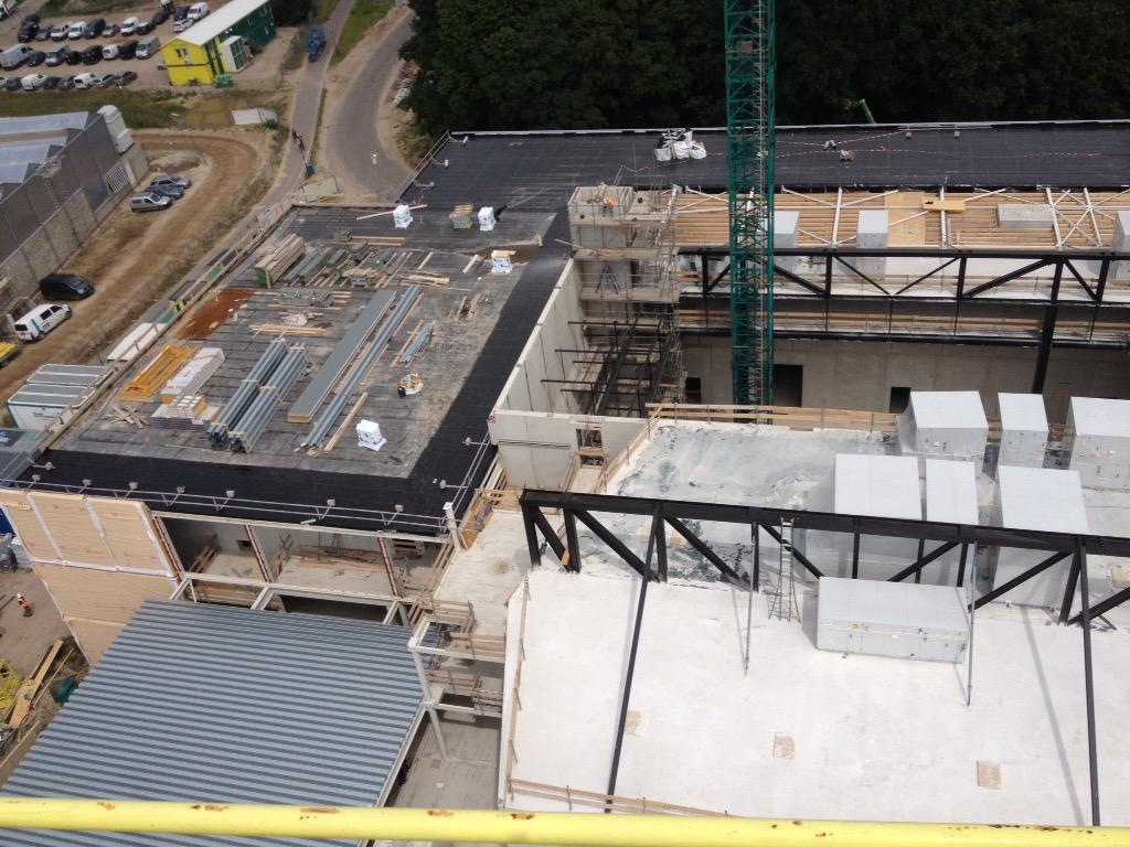 johnbergink's tweet photo. Wk 26 bouw #theater #Emmen @DuraVermeer @HuttenMetaal http://t.co/tlcUXnheB0