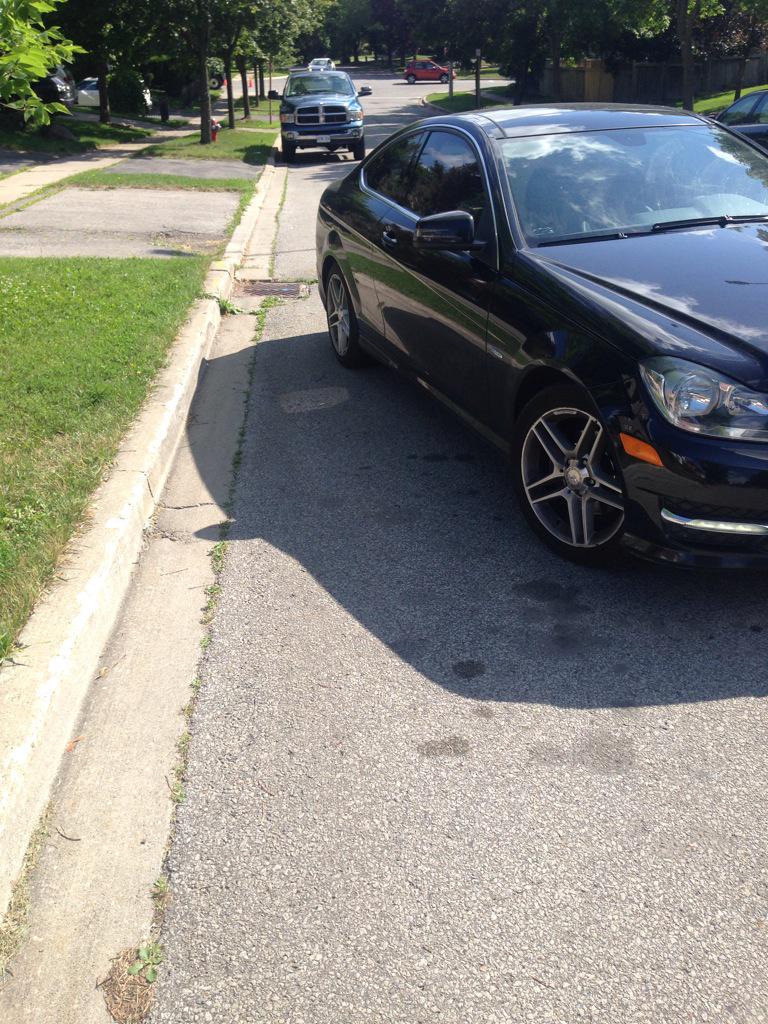 StefJoanne's tweet image. Nailed it #parallelpark @mochafrap @rozweston @KiSS925
