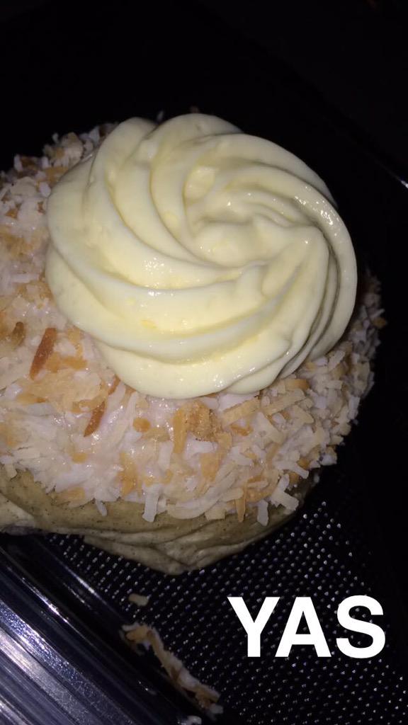 schoolbread's tweet image. YAS