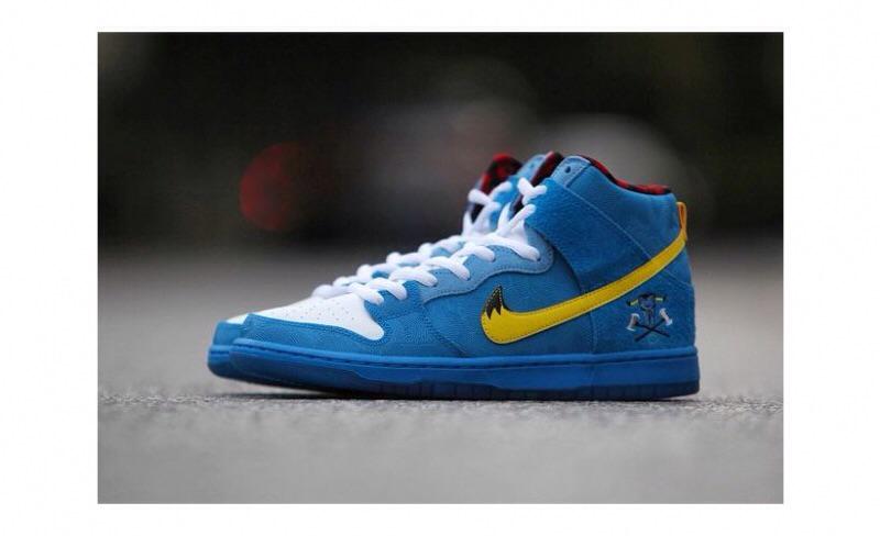 joLAYSchips's tweet photo. Familia Skate Shop x Nike SB Dunk High - Blue Ox release on 06/27/2015 for $N/A via @KicksOnFire #KoFapp http://t.co/Ne0cWTqk1c