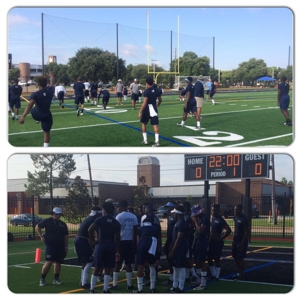 AirlineFootball's tweet photo. Tiger Charity 7on7 Tournament today @firstbossier #FreedomFields #pvpr4eo #HornsUp #GOVIKES http://t.co/bYiaRlDY7e