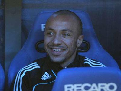Misbalones's tweet photo. ¿Tal vez haya sido Chigrinsky el peor fichaje del Barça? ¿Y Faubert del Madrid? http://t.co/h21CMyQ0wk