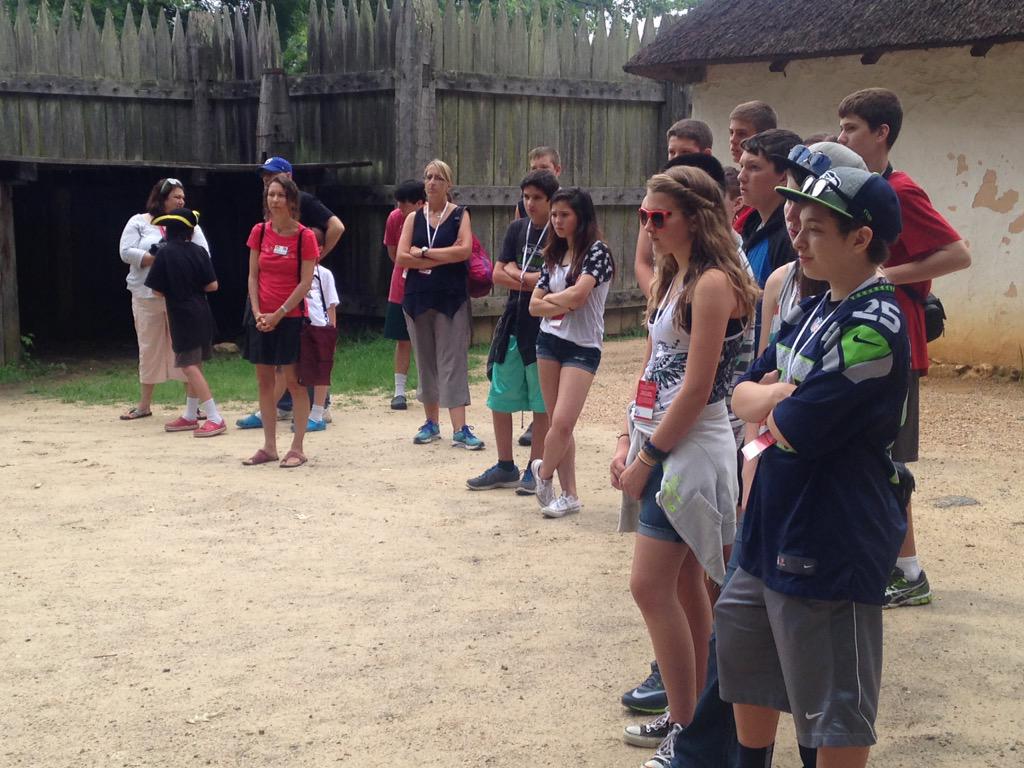 TeacherStrow's tweet photo. @ShuksanMS We are visiting Jamestown and learning about firing muskets. http://t.co/njJg1FGlLN
