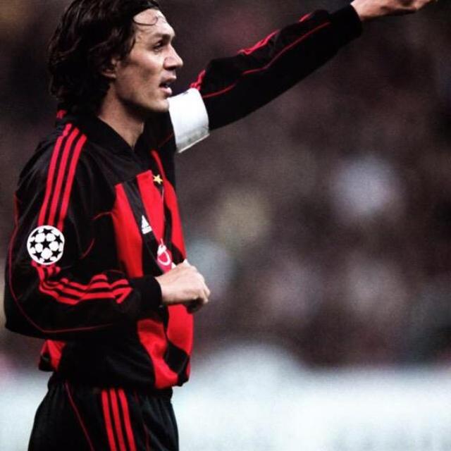 31 seasons, 26 trophies, 5 champions league,  with only one jersey... happy birthday Paolo Maldini! 