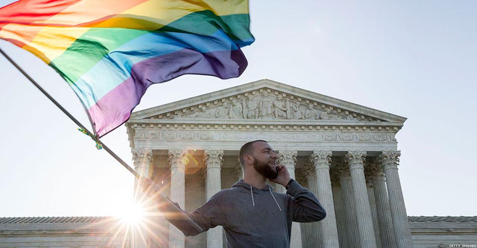 TheAdvocateMag's tweet image. Victory! #SCOTUSmarriage 5-4 in favor of #MarriageEquaility