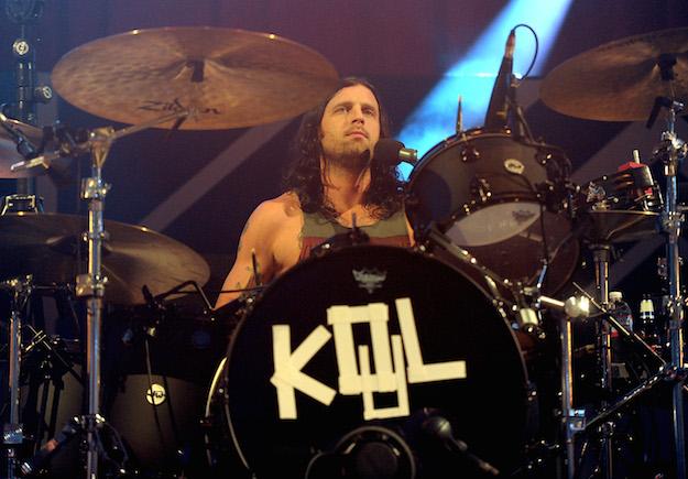 Happy birthday shoutout to drummer Nathan Followill !! 