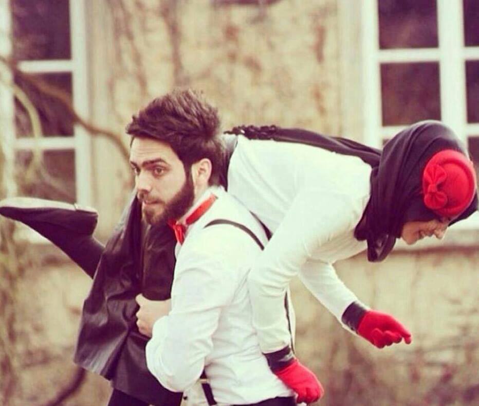 Her şeyini al ve git!" dedi.. 

Kolundan tuttuğum gibi alıp götürdüm ...))